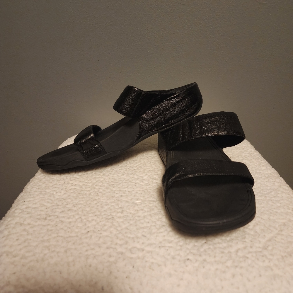 Fitflop "Lulu" glitzy black leather double strap sandals size 10